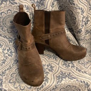 Dansko Distressed Oiled Brown Leather Steampunk Boots Size 42  US 11 or 11.5